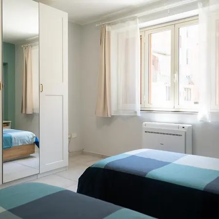 Guesthost - Urban Experience * Syracuse