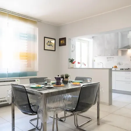 Guesthost - Urban Experience Appartement *