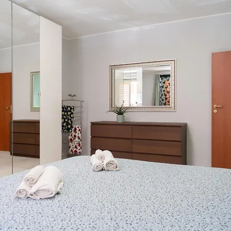 Guesthost - Urban Experience Appartement Syracuse